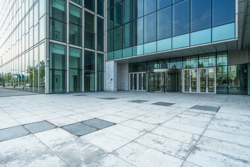 Fototapeta na wymiar modern office building outdoors in the downtown