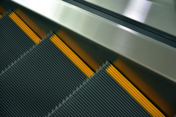 Escalator steps