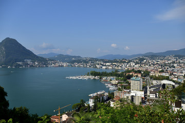 Fototapeta na wymiar Vedute città di Lugano