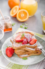 French toast with strawberries