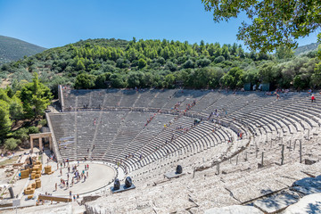 Fototapeta na wymiar Théâtre du Sanctuaire d'Asclépios à Épidaure