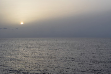 Obraz premium Sun Peeking Through