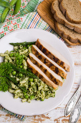 Pasta in green sauce
