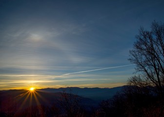 Fototapeta na wymiar Sunrise on the Mountain