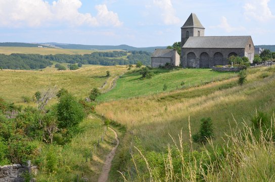 Domerie d'Aubrac, Haut lieu de passage du chemin de St Jacques de Compostelle