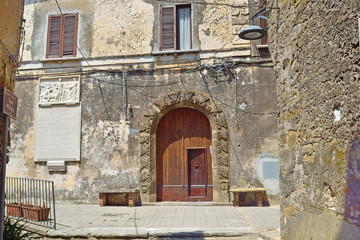 Fototapeta na wymiar Castellabate (SA) - Palazzo della Torre Merlata