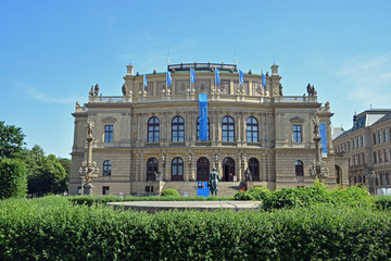 Fototapeta na wymiar Front of Prague theatre