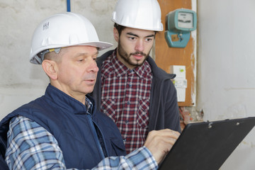 electrical supervisor showing the details