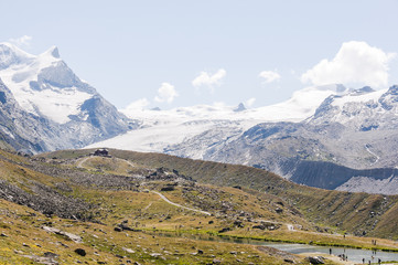 Zermatt, Stellisee, Bergsee, Adlerhorn, Findelgletscher, Gletscher, Strahlhorn, Fluhalp, Pfulwepass, Wallis, Walliser Berge, Alpen,  Sommer, Blauherd, Wanderweg, Sommer, Schweiz