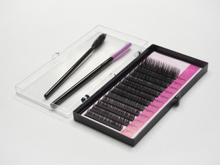 Set of artificial eyelashes for extensions.