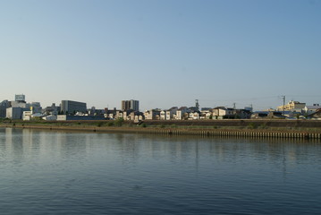 川のある風景