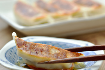 焼き餃子
