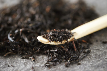 black tea leaves background