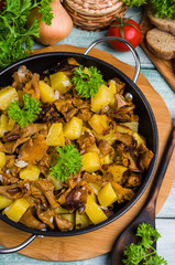 Fried mushrooms with potatoes