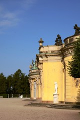 Fototapeta na wymiar Potsdam : Palais et jardins de Sans Souci (Allemagne) 