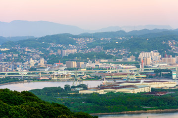 地方都市の夕暮れ