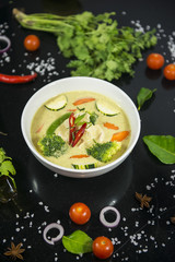 Green curry chicken