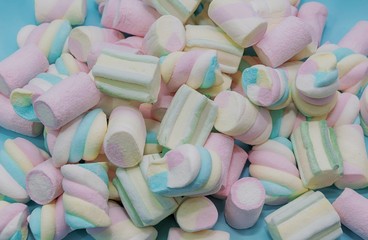 Golosinas. Nubes o esponjas dulces