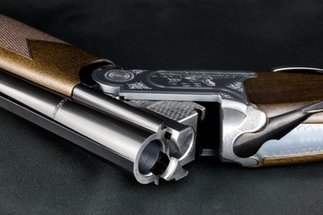 Open Shotgun on a Baize Table Top