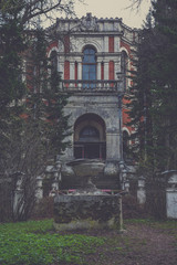 Fototapeta na wymiar Bykovo, Manor in Bykovo, Vorontsov-Dashkov Manor, abandoned manor, abandoned building