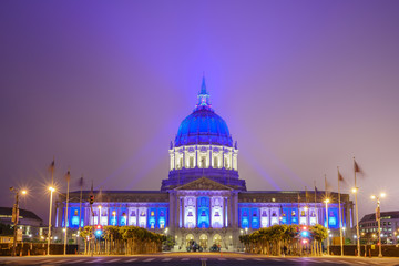 Night view of the historical San Francisco City Hall