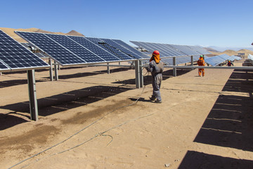 Machine cleaning PV modules, Solar Energy technology to reduce CO2 emissions and the best place for...
