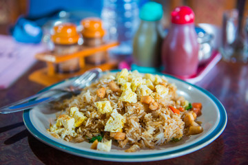 Fried rice with chicken and egg
