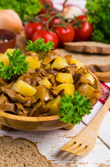 Fried mushrooms with potatoes