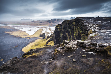 Fototapeta na wymiar Scenic Icelandic landscape, black sand beach
