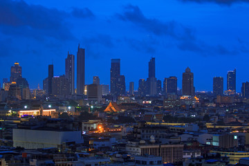 Obraz premium high view of the city in sunset time / high view of the city