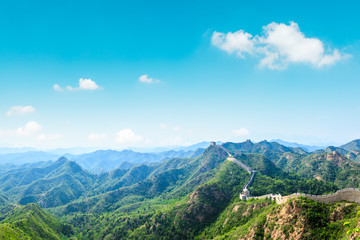 Naklejka na ściany i meble Majestic Great Wall of China under the blue sky,panoramic view