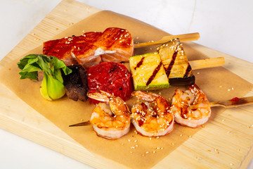 Salmon, shrimp and vegetables