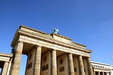 Berlin : Porte de Brandebourg (Allemagne)   © virginievanos