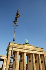 Berlin : Porte de Brandebourg (Allemagne)   © virginievanos