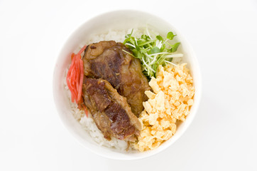 軟骨ソーキ丼