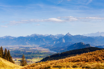 Fototapeta premium Idyllic autumn landscape in the Alps