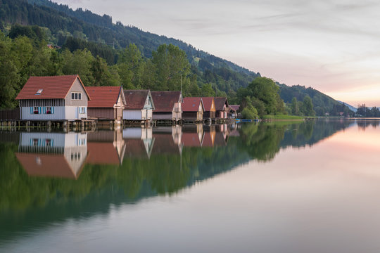 Sonnenuntergang am Alpsee in Immenstadt im Allg&auml;u - mit Steg
