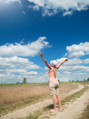 Fototapeta premium girl enjoys the sun