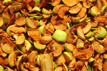 Slices of fresh drying apples