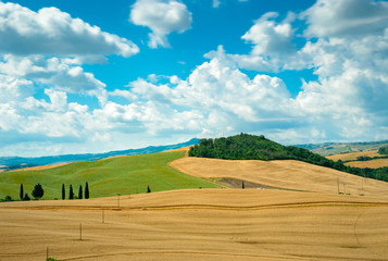 Tuscany, Italy © Jan Cattaneo