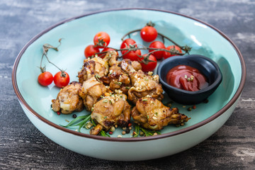 roasted sleeves chicken with potatoes and barbecue sauce