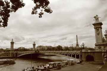 Fototapeta na wymiar EIfelturm in Paris