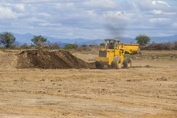 Trucks and heavy machinery clearing the land for the construction of a Solar Energy PV Plant at Choluteca, Honduras © abriendomundo