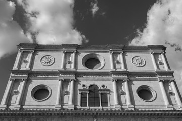 L'Aquila, Basilica di S. Bernardino