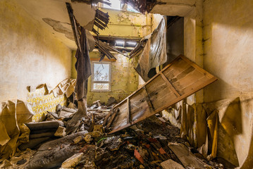 Die eingestürzte Decke