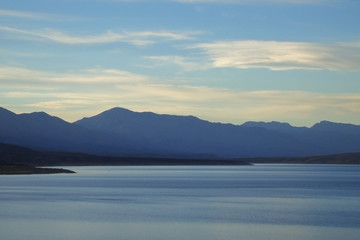Fototapeta premium Roosevelt Lake East of Apache Trail Highway on the Salt River
