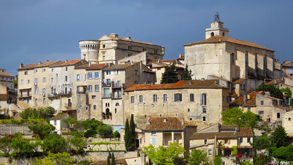 french provencale commune Gordes