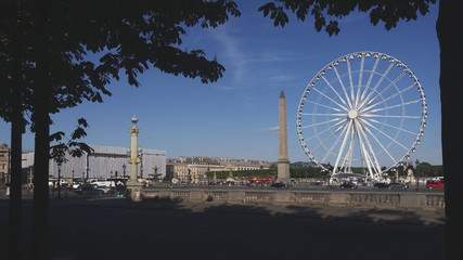 Obraz premium Paris, Ile-de-France / France - Apr 12 2017: The Big Wheel And Luxor Obelisk.