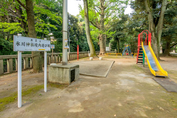 赤坂氷川神社境内遊び場