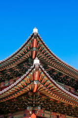 Obraz premium Roof decoration of Changdeokgung Palace, Seoul, South Korea
